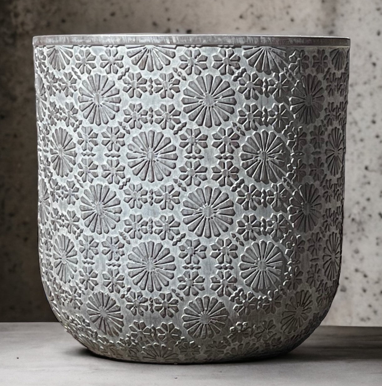 Patterned Flower Planter - Dark Grey - Stonelite / Fibreclay