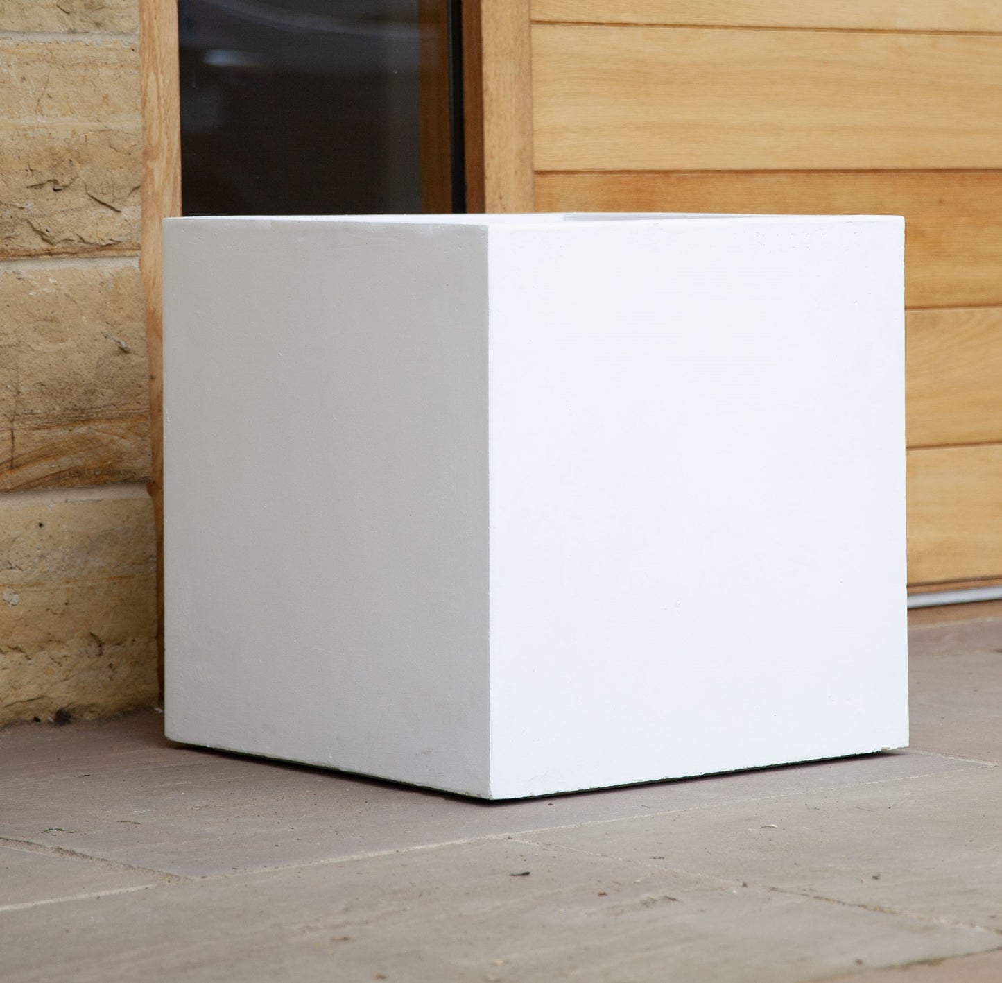 Smooth Urban Box - White - Stonelite / Fibreclay